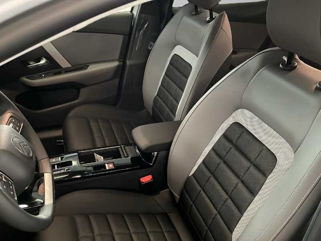 Citroën C4 Nuevo  Hybrid 145 ë-DSC6 COLLECTION   - Foto 18