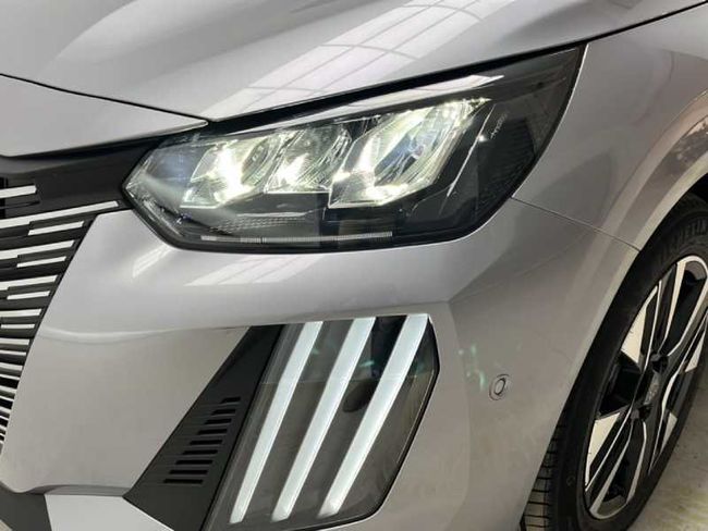 Peugeot 208 N 5P Allure HYBRID 110 eDCS6     - Foto 17