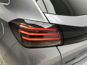 Peugeot 208 N 5P Allure HYBRID 110 eDCS6     - Foto 18