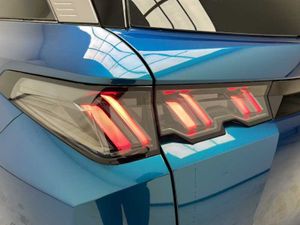 Peugeot 5008 Nuevo 5008 Allure HYBRID 145 eDCS6   - Foto 13