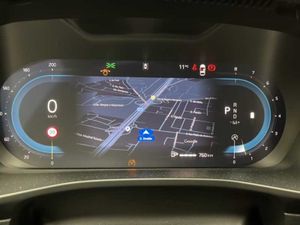 Volvo XC40 Plus, B3 Mild hybrid, Gasolina, Dark   - Foto 16