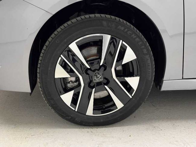 Peugeot 208 Nuevo E-208 5P Allure Eléctrico 136 (100 Kw)     - Foto 21