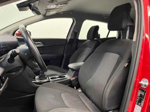Kia Sportage 1.6 T-GDi MHEV 118kW (160CV) Drive 17