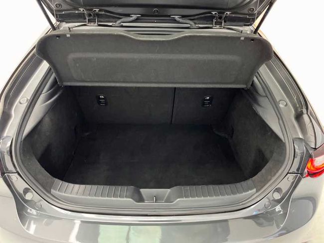 Mazda 3 (2022) E-SKYACTIV G 2,0 122 CV HOMURA Auto   - Foto 32