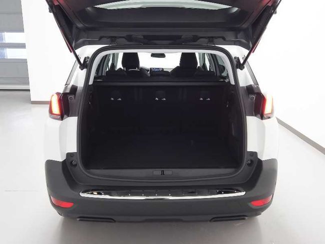 Peugeot 5008 SUV  Allure Gasolina 130 S&S EAT8   - Foto 11