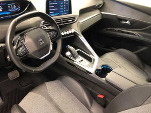 Peugeot 5008 SUV  Allure Gasolina 130 S&S EAT8   - Foto 15