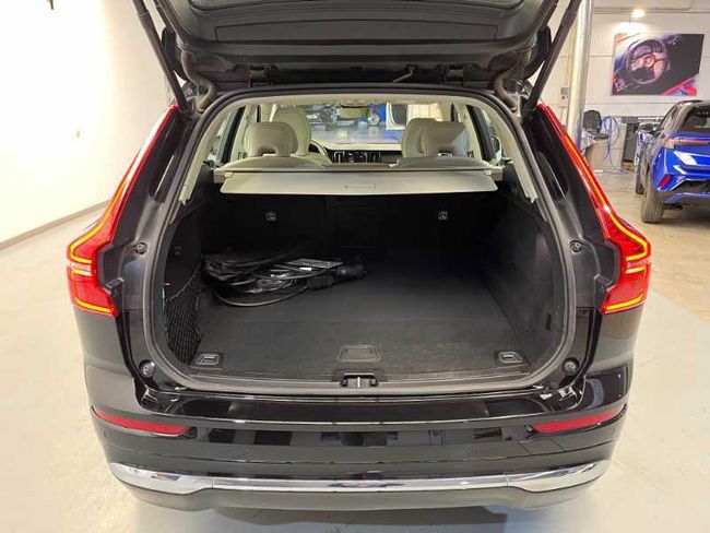 Volvo XC60 Recharge Core, T6 e-AWD Híbrido enchufable, Eléctrico/Gasolina, Bright   - Foto 11