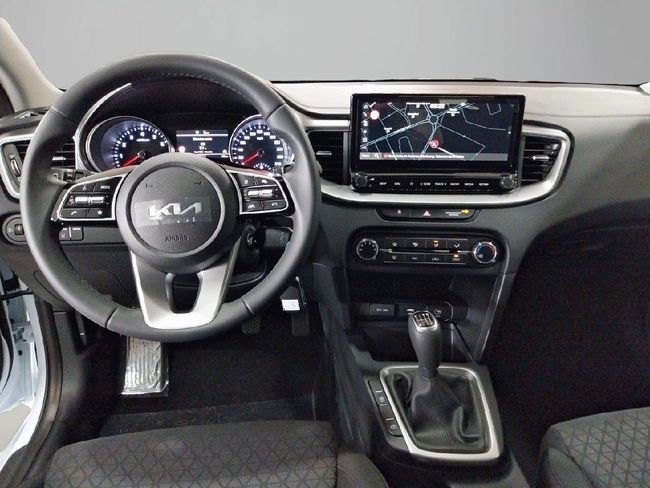 Kia Ceed 1.0 T-GDi 74kW (100CV) Concept  - Foto 12