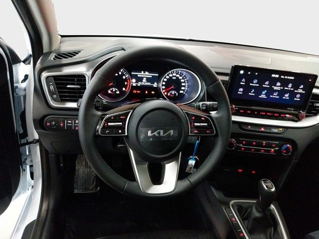 Kia Ceed 1.0 T-GDi 74kW (100CV) Concept  - Foto 16