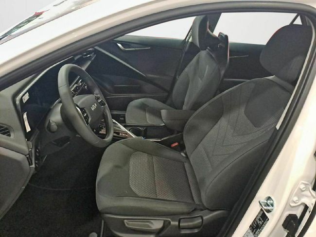 Kia Niro 1.6 GDi HEV 95kW (129CV) Concept  - Foto 10