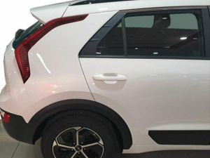 Kia Niro 1.6 GDi HEV 95kW (129CV) Concept  - Foto 8