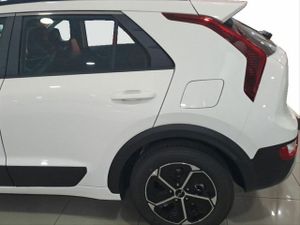 Kia Niro 1.6 GDi HEV 95kW (129CV) Concept  - Foto 3