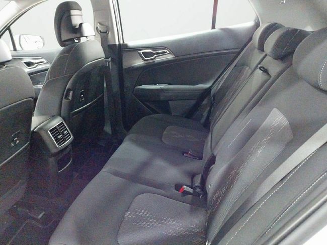 Kia Sportage 1.6 T-GDi MHEV 118kW Business 4x2 DCT  - Foto 9