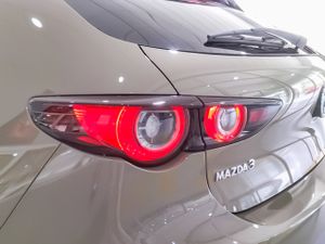 Mazda 3 2.0L E-SKY X MHEV 137kW 6AT AWD Takumi  - Foto 14