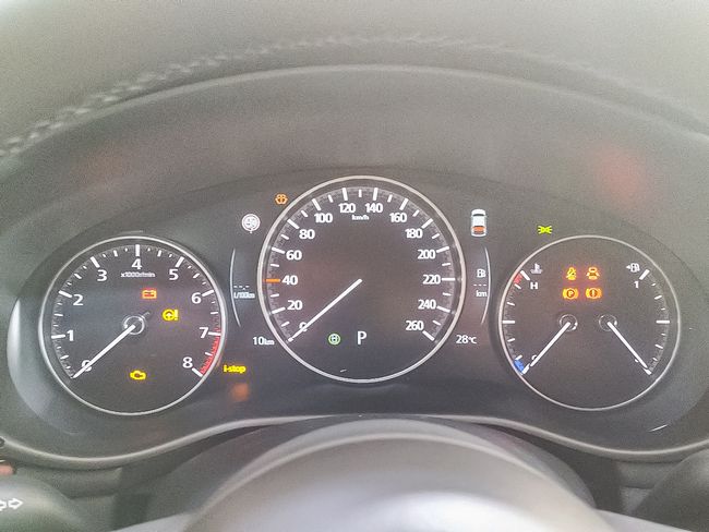 Mazda 3 2.0L E-SKY X MHEV 137kW 6AT AWD Takumi  - Foto 18
