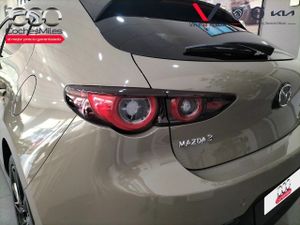 Mazda 3 2.0L E-SKY X MHEV 137kW Nagisa  - Foto 11