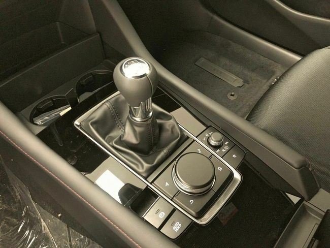 Mazda 3 2.5L E-SKY G MHEV 103kW Homura  - Foto 20