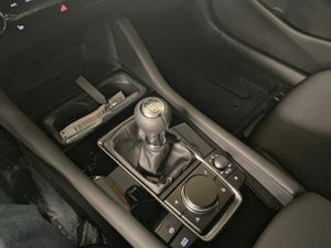 Mazda 3 2.5L E-SKY G MHEV 103kW Homura  - Foto 20