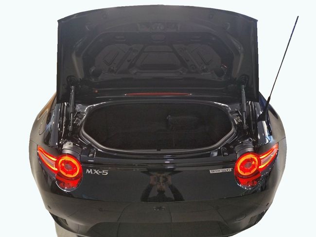 Mazda MX-5 1.5 SKYACTIV-G 97 kW (132 CV) MT Kazari  - Foto 11