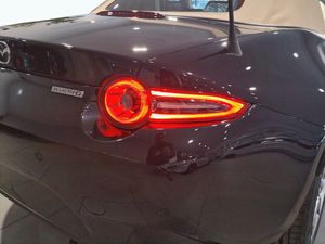 Mazda MX-5 1.5 SKYACTIV-G 97 kW (132 CV) MT Kazari  - Foto 13