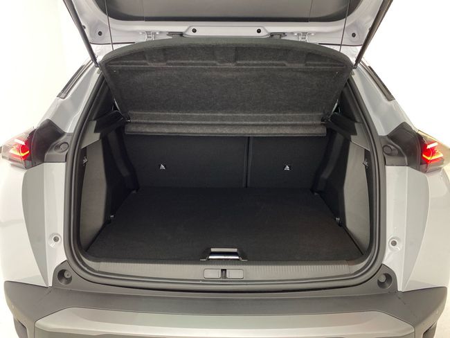 Peugeot 2008 N2008 Allure Hybrid 145 eDCS6  - Foto 12