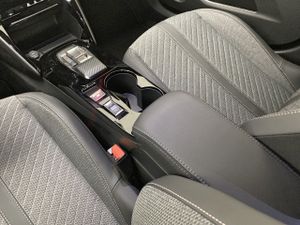 Peugeot 2008 N2008 Allure Hybrid 145 eDCS6  - Foto 16