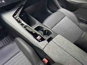 Peugeot 3008 Hybrid 1.2 107KW Allure eDCS6  - Foto 21