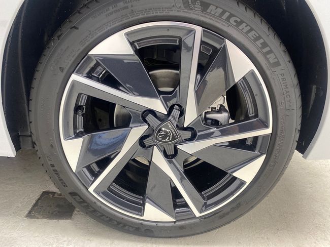Peugeot 308 5P Allure Hybrid PHEV 180 e-EAT8  - Foto 16