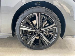 Peugeot 308 5P GT Hybrid MHEV 145 e-DCS6  - Foto 15