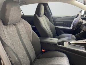 Peugeot 408 408 Allure HYBRID 145 eDCS6  - Foto 9