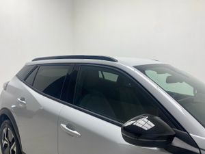 Peugeot e-2008 Eléctrico Allure 156 (115kW)  - Foto 19
