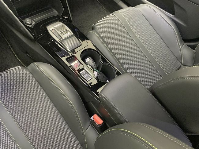 Peugeot e-2008 Eléctrico GT 156 (115kW)  - Foto 27