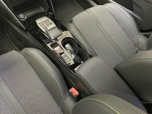 Peugeot e-2008 Eléctrico GT 156 (115kW)  - Foto 27
