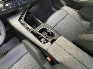 Peugeot e-3008 Allure Eléctrico 157kW  - Foto 19