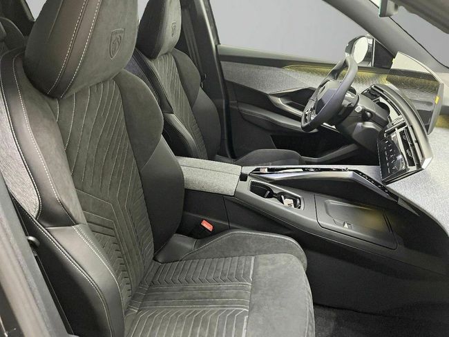 Peugeot e-5008 GT Eléctrico 157kW  - Foto 26