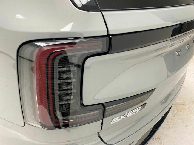 Volvo EX90 Twin Performance BEV 517CV eAWD Ultra  - Foto 23