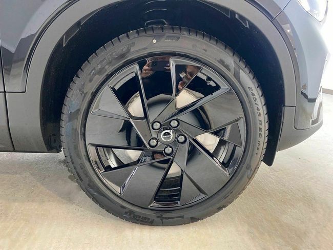 Volvo XC40 2.0 B3 G Black Edition Plus Auto  - Foto 16