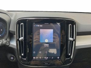 Volvo XC40 2.0 B3 G Black Edition Plus Auto  - Foto 15