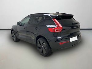 Volvo XC40 2.0 B3 G Black Edition Plus Auto  - Foto 3