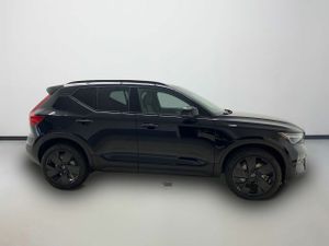 Volvo XC40 2.0 B3 G Black Edition Plus Auto  - Foto 6