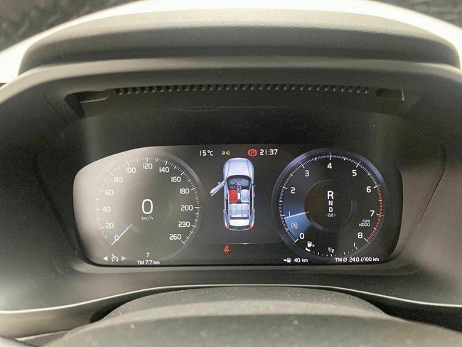 Volvo XC40 2.0 B3 G Core Auto  - Foto 15