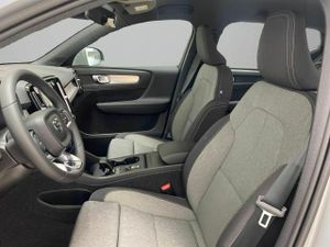 Volvo XC40 2.0 B3 G Core Auto  - Foto 11