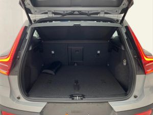 Volvo XC40 2.0 B3 G Core Auto  - Foto 13