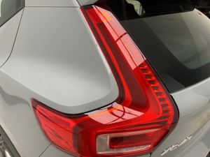 Volvo XC40 2.0 B3 G Core Auto  - Foto 24