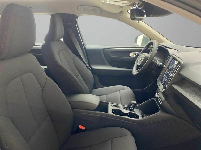 Volvo XC40 2.0 B3 G Essential Auto  - Foto 27