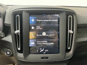 Volvo XC40 2.0 B3 G Essential Auto  - Foto 15