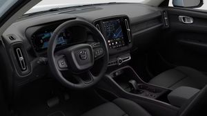 Volvo XC40 2.0 B3 G Essential Auto  - Foto 4