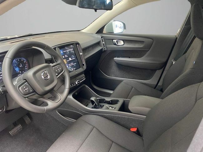 Volvo XC40 2.0 B3 G Essential Auto  - Foto 9