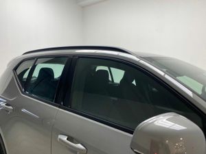 Volvo XC40 2.0 B3 G Essential Auto  - Foto 22