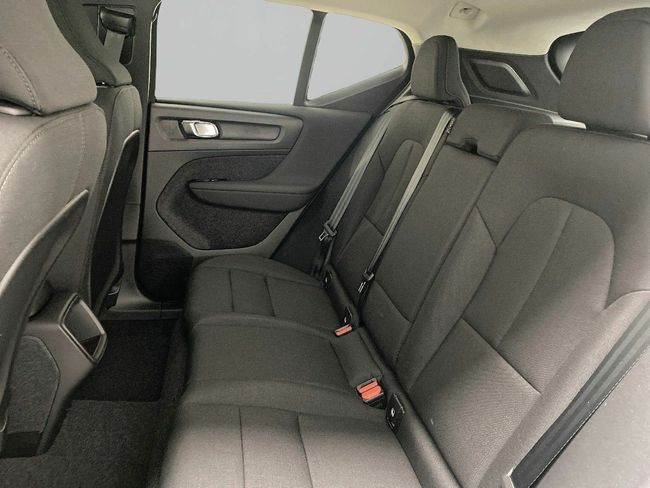 Volvo XC40 2.0 B3 G Essential Auto  - Foto 11